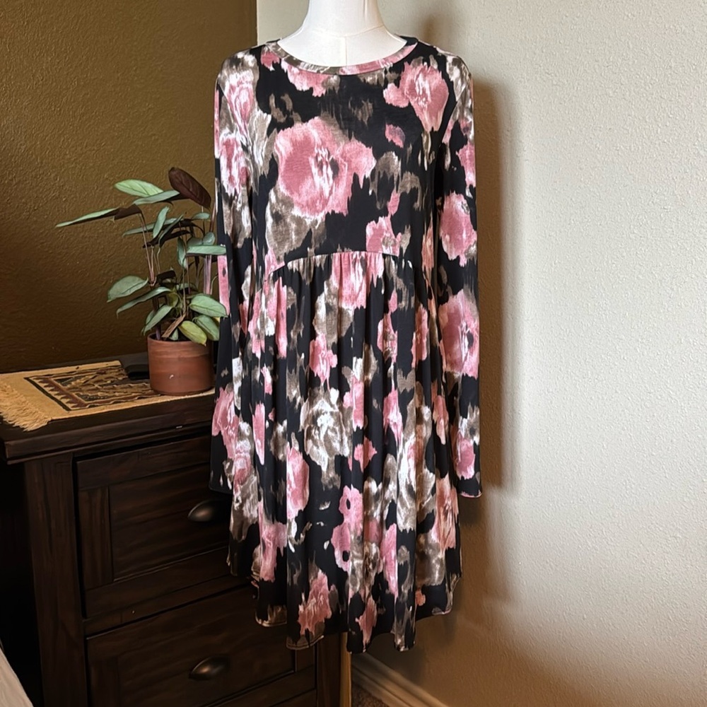 Floral Long Sleeve Dress in Pink and Black
